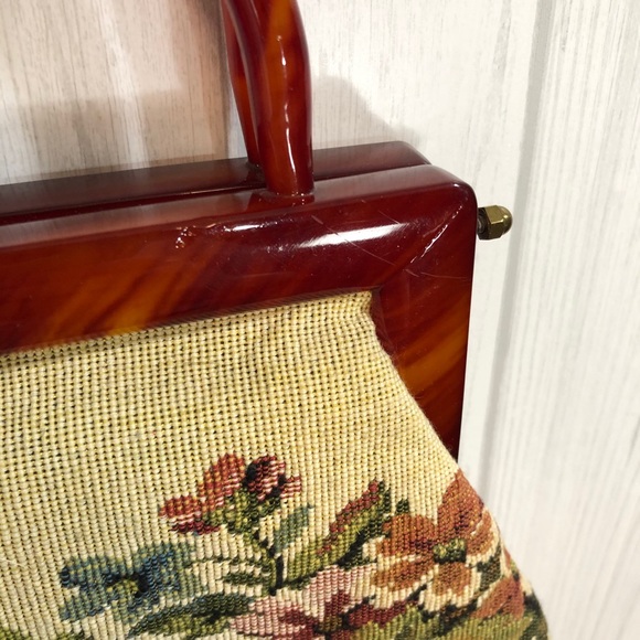 Vintage Floral Tapestry Purse, Lucite Handles - Picture 4 of 6
